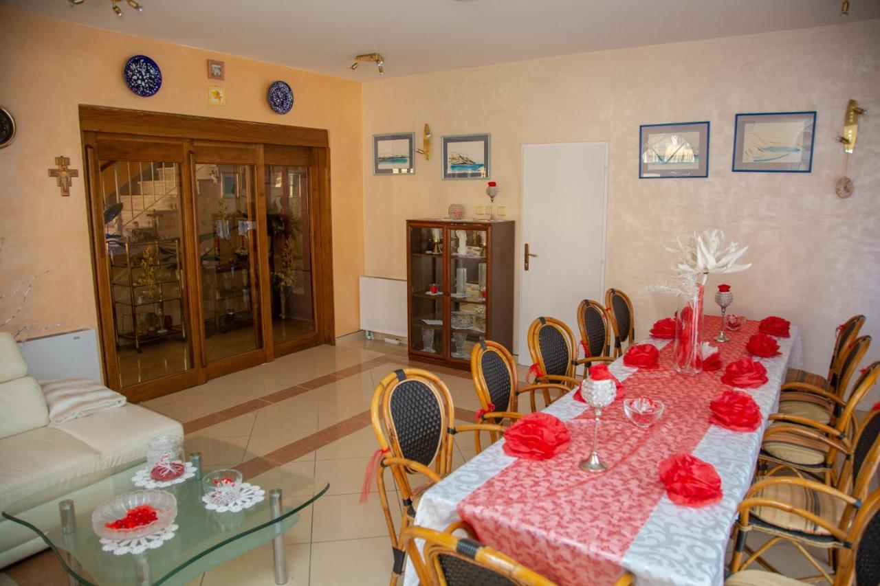 Royal Rooms نوفاليا المظهر الخارجي الصورة